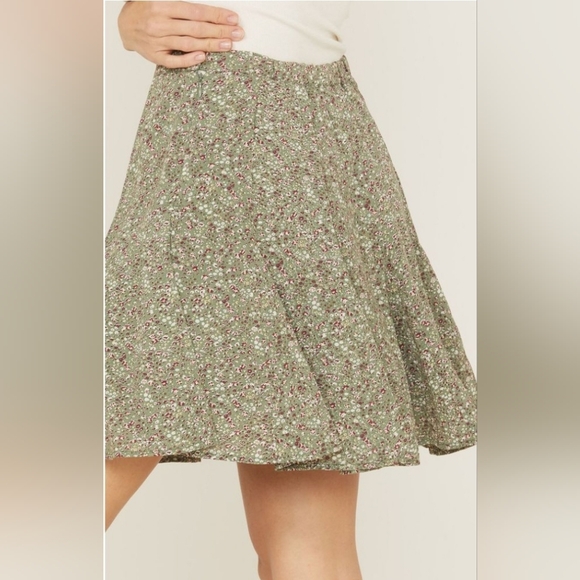 Wishlist Ditsy Floral Moss Green Mini Skirt, Size S - Picture 2 of 7